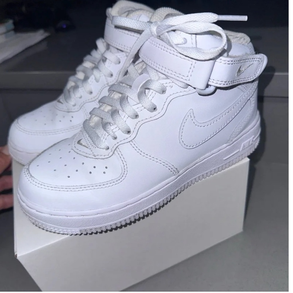 Jordan Air Force 1, mid 1Y